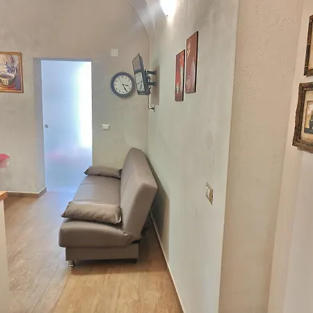 Pantaleone Holiday House Apartment *